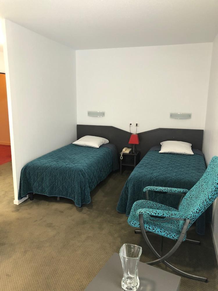 Les Demeures De Borda Aparthotel Dax Bagian luar foto