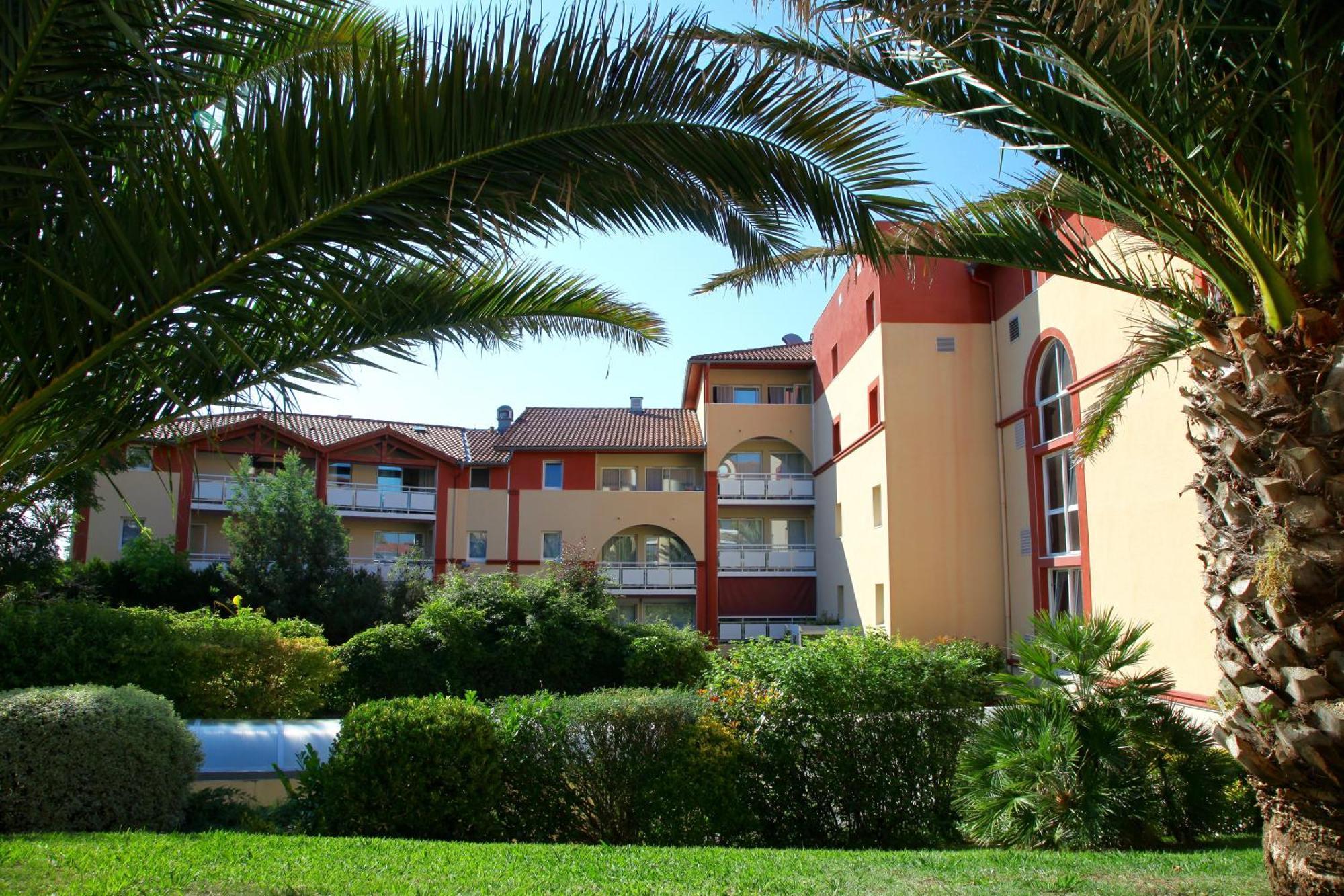 Les Demeures De Borda Aparthotel Dax Bagian luar foto