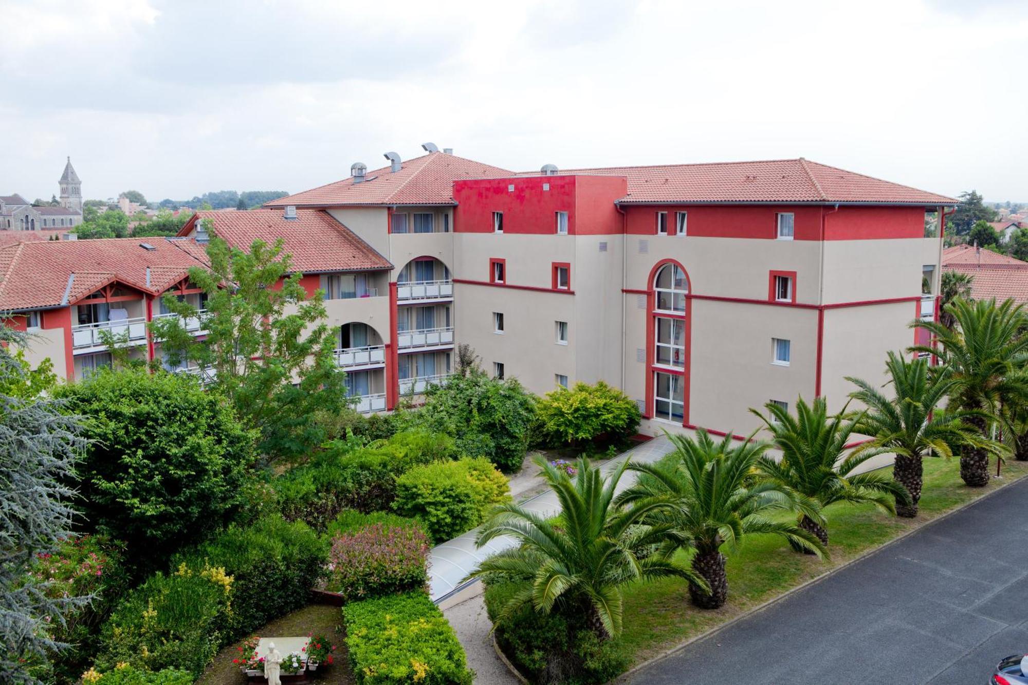 Les Demeures De Borda Aparthotel Dax Bagian luar foto