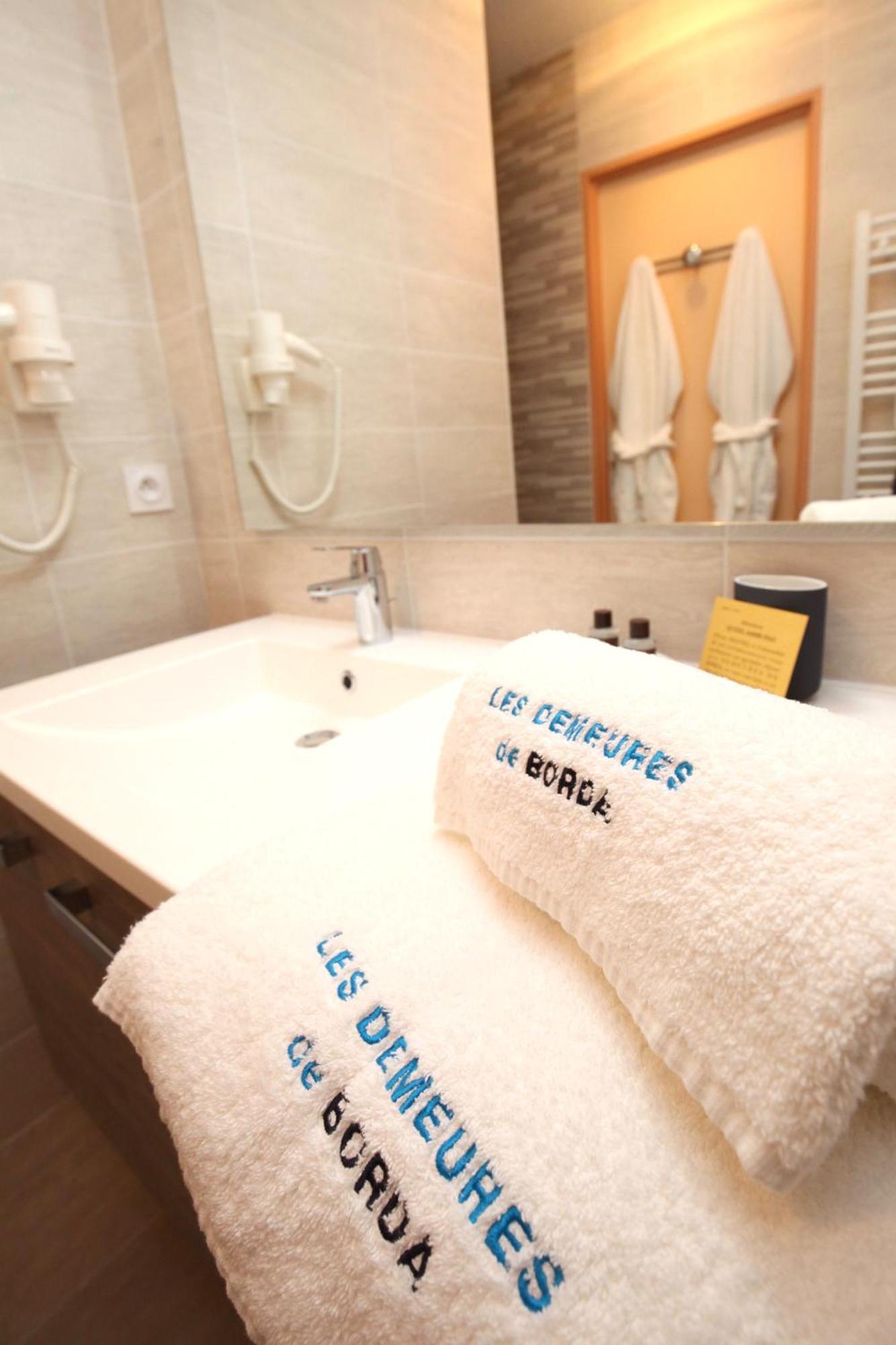 Les Demeures De Borda Aparthotel Dax Bagian luar foto